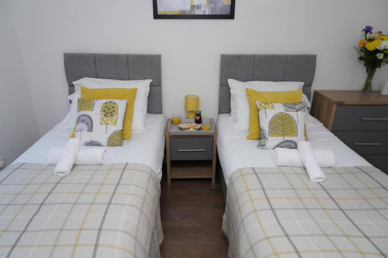 2Bedrm-4Guests-Parking-Nearstation Apartman London Kültér fotó
