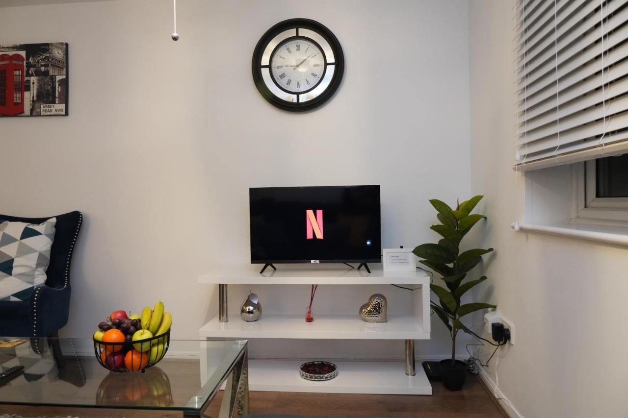 2Bedrm-4Guests-Parking-Nearstation Apartman London Kültér fotó
